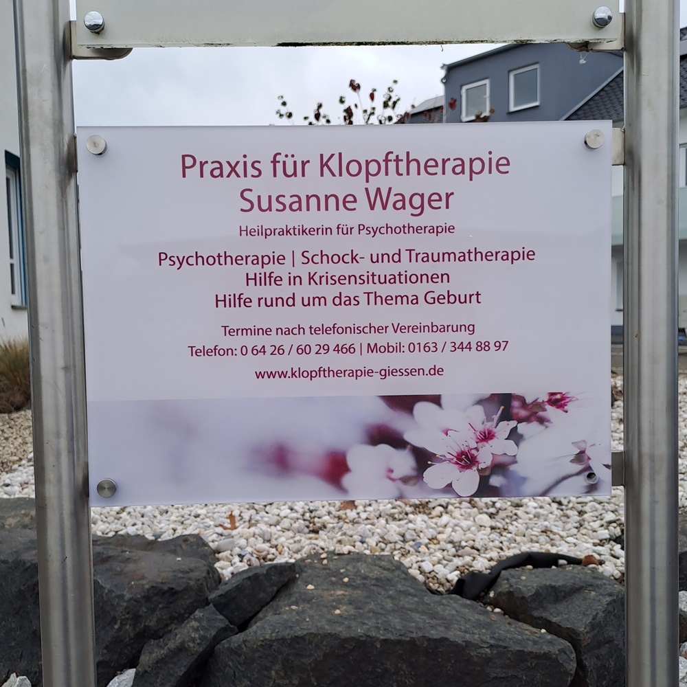 Eingangsschild Klopftherapie